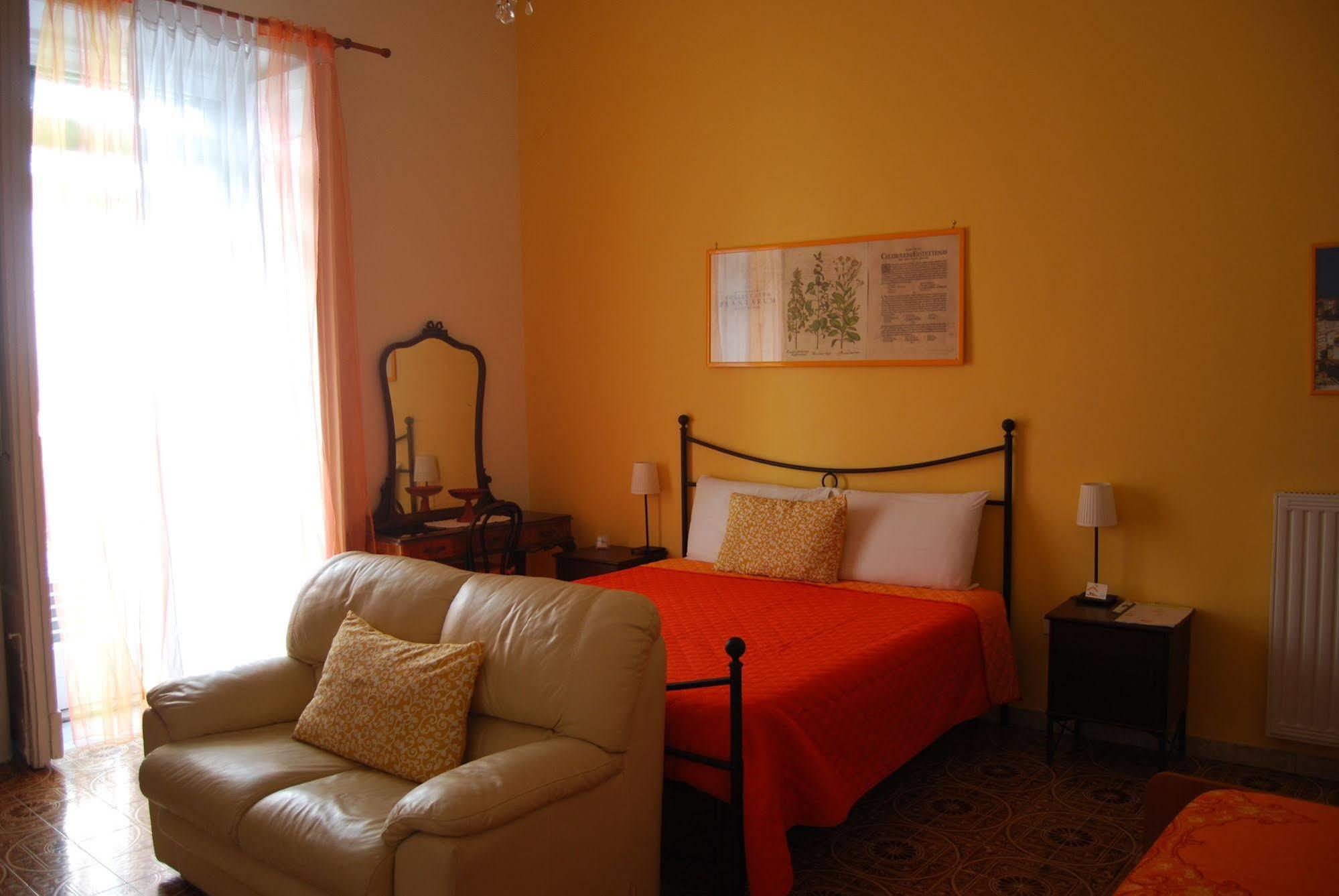 Bed And Breakfast Casa Mariella Neapel Exteriör bild